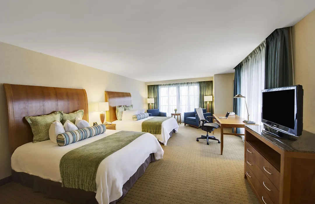 Hilton Garden Inn Portsmouth Downtown-1