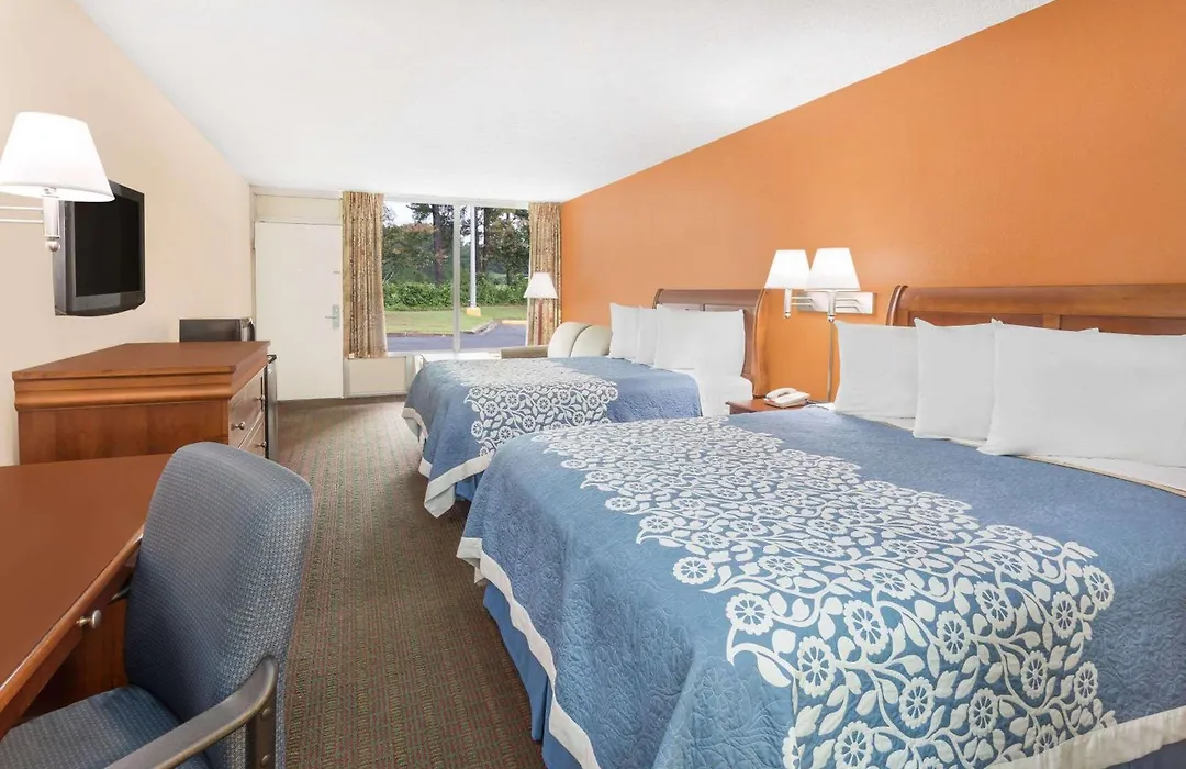 Days Inn By Wyndham Orangeburg South-1