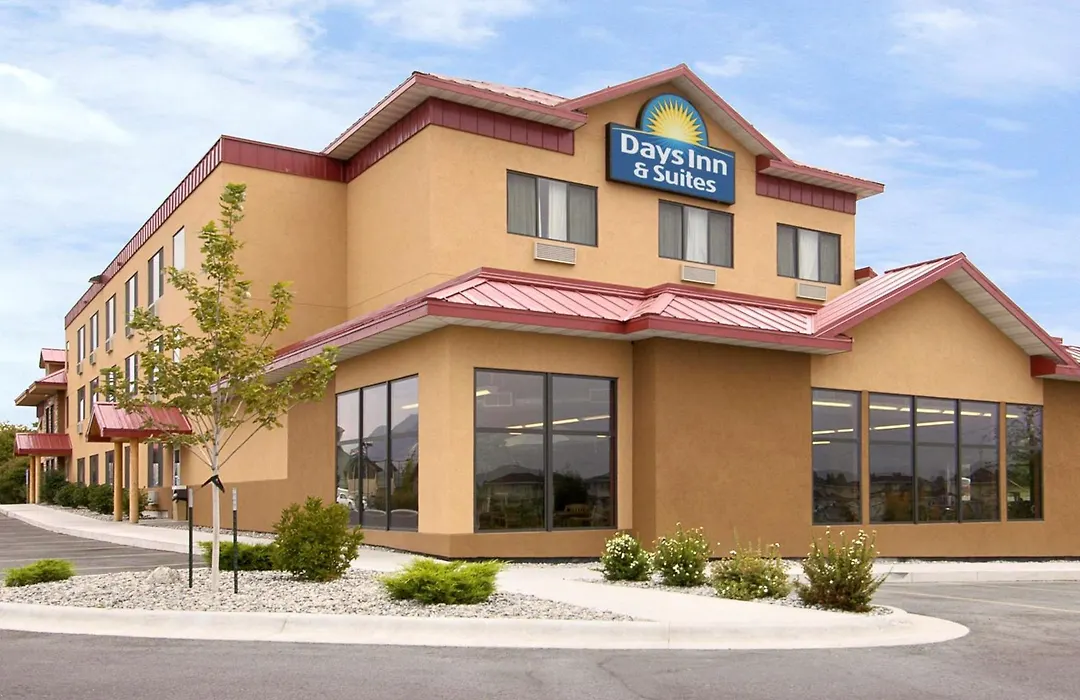 Days Inn & Suites By Wyndham Bozeman-1