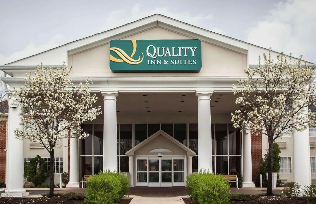 Quality Inn & Suites St Charles -West Chicago-1
