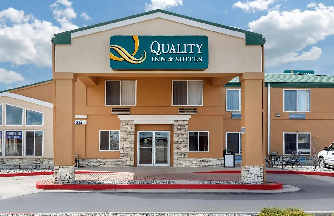 Quality Inn & Suites Limon-1