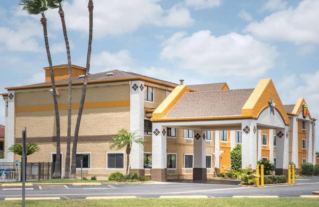 Super 8 By Wyndham Harlingen Tx-1