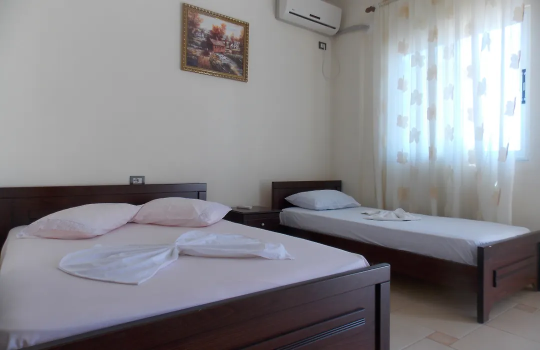 Hotel Rixhi-1