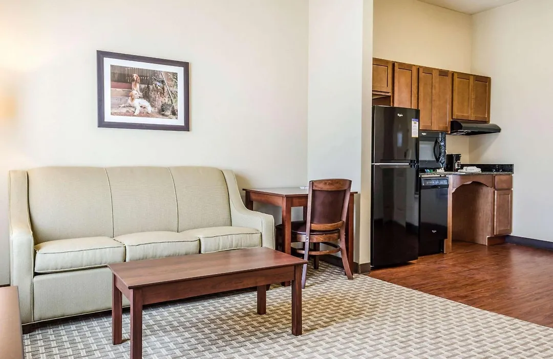 Mainstay Suites Hackberry Sportsman'S Lodge-1