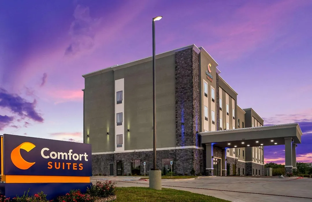 Comfort Suites Desoto Dallas South-1