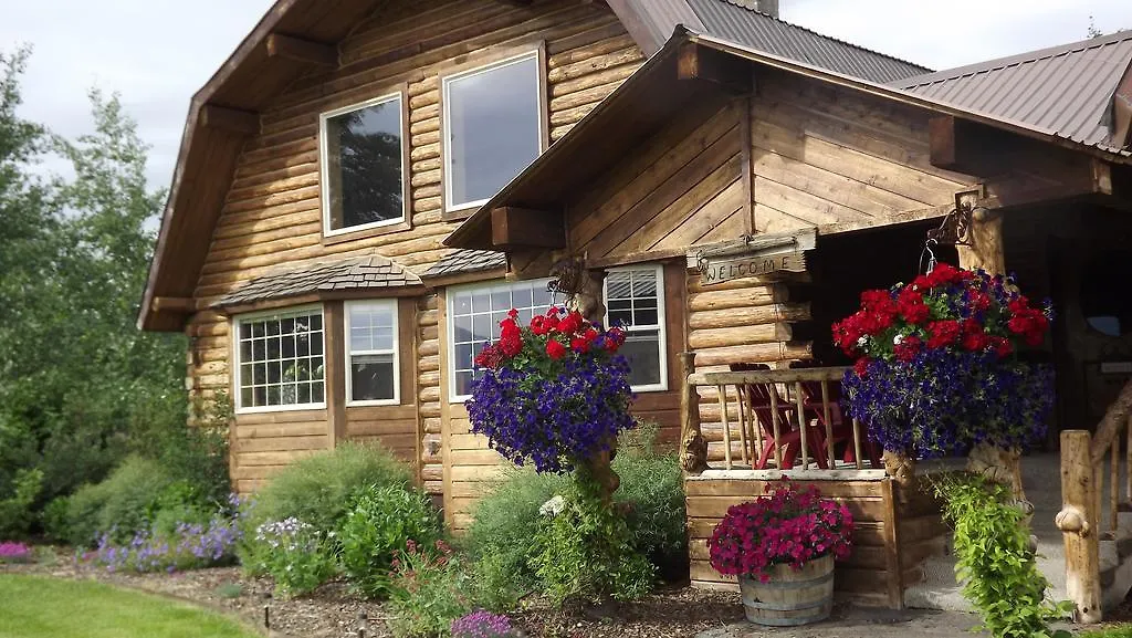 Fin And Feather Inn-1