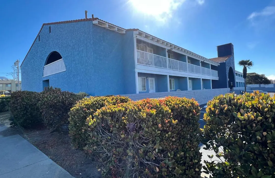 Comfort Inn Near Hearst Castle - Cambria-1