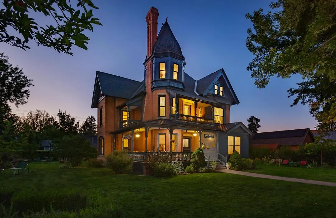 Gable House Inn-1