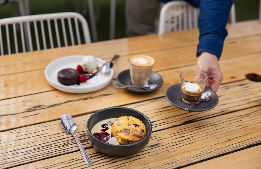 Barwon Heads Hotel-1