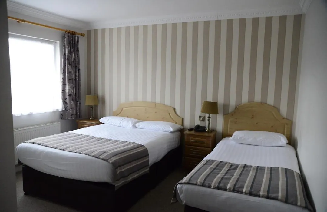 Hibernian Hotel & Leisure Centre-1