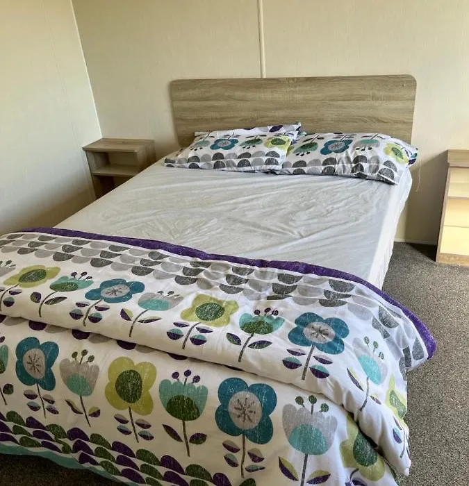Cw77 St Osyth Beach Holiday Park-1