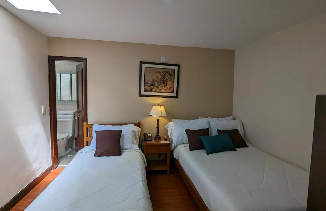 Hotel La Sabana-1
