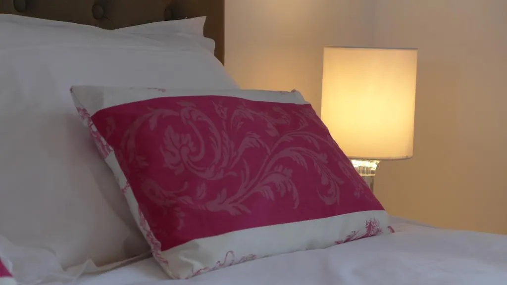 Les Versaillaises B&B-1