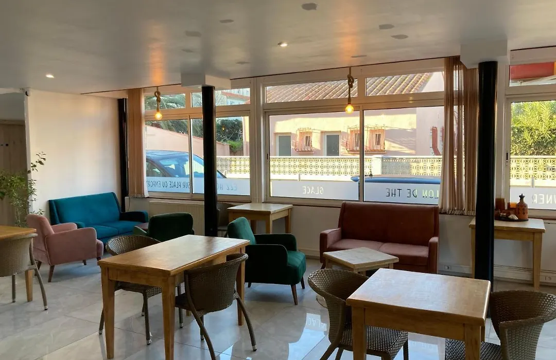 Ezz'Hotel Canet-1