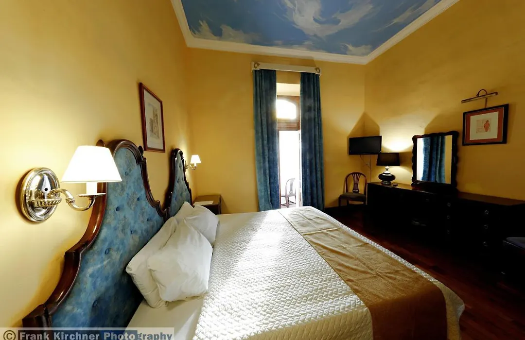 Hotel Castille-1