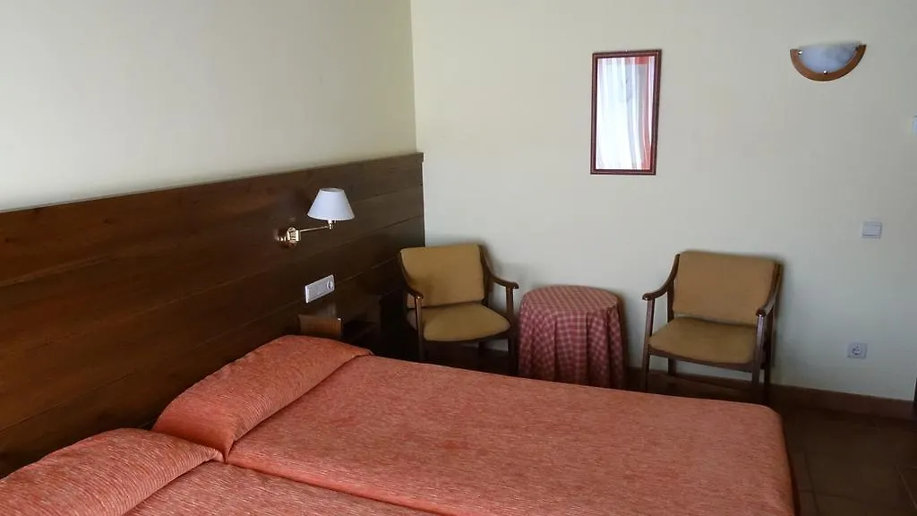 Hotel Pla del Pi-1