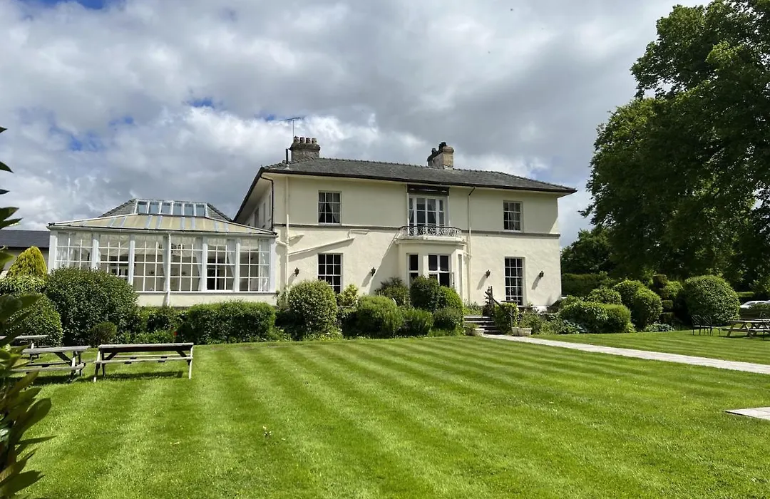 Highfield Hall-1