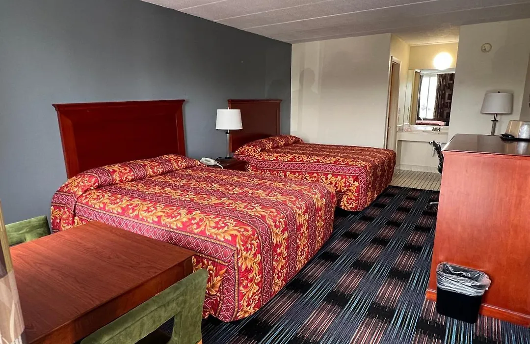 Royal Inn Motel-Charlottesville-1