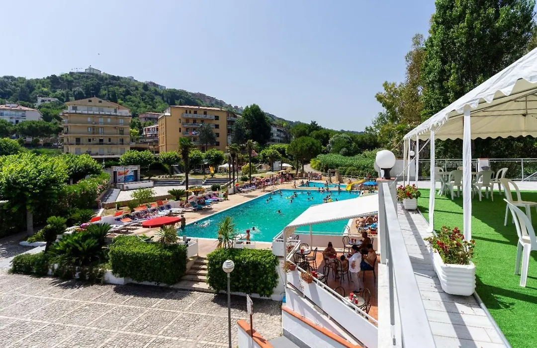 Villaggio Costa d'Argento-1