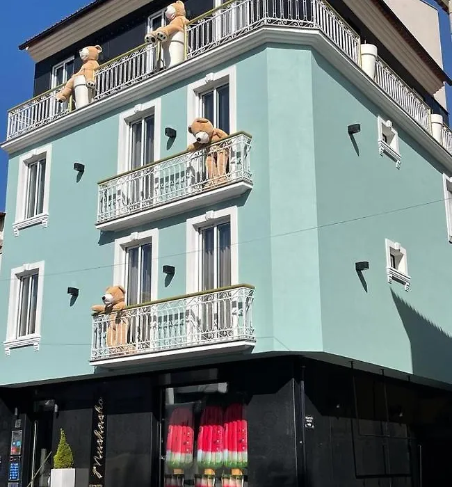 Hotel Muchacho-1