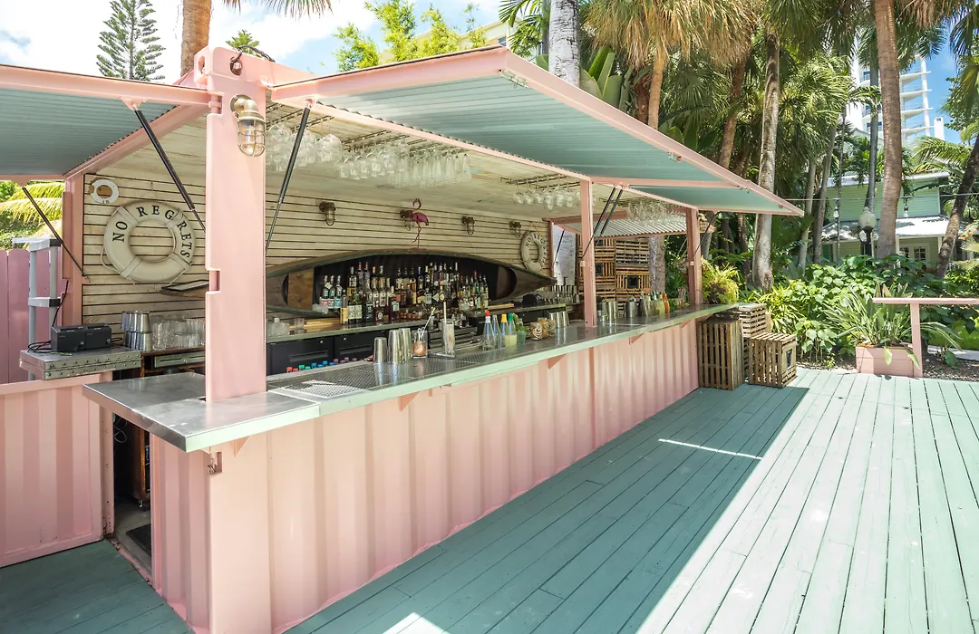 Miami River Inn By Renzzi-1