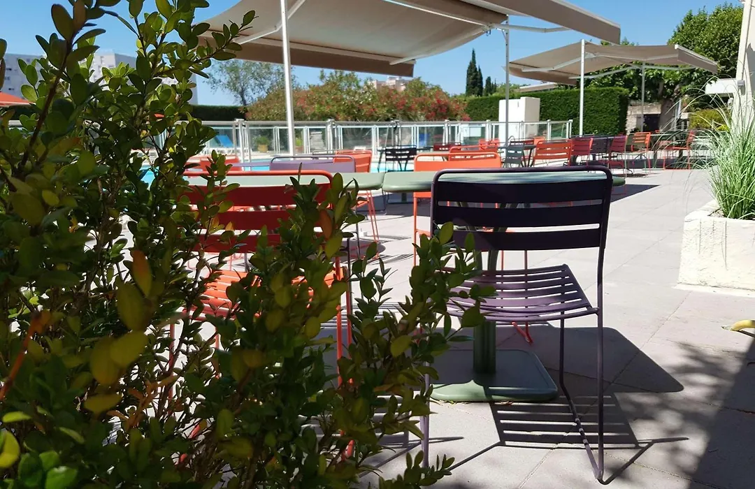 Ibis Styles Arles Palais des Congrès-1