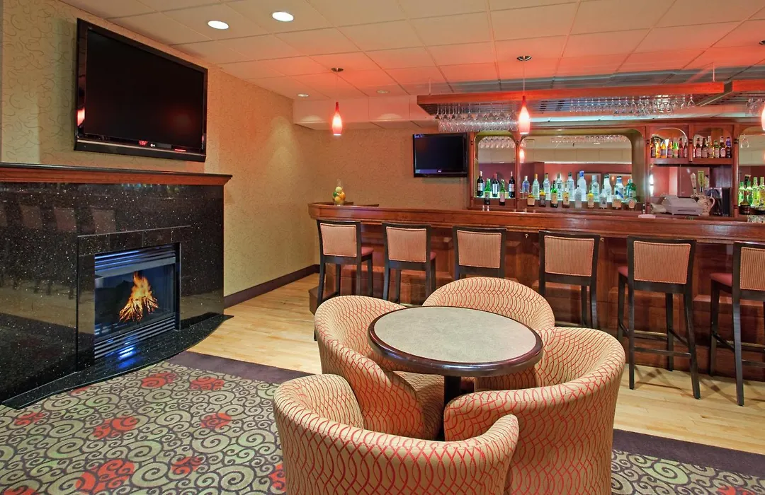 Holiday Inn Portsmouth By Ihg-1