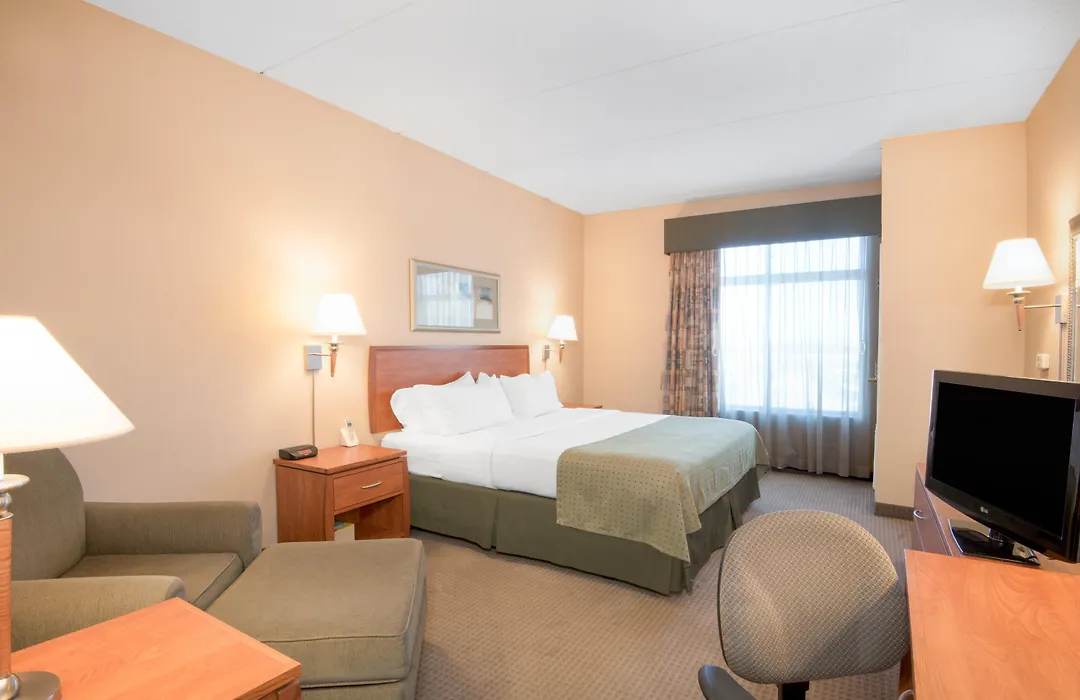 Holiday Inn & Suites Goodyear - West Phoenix Area By Ihg-1