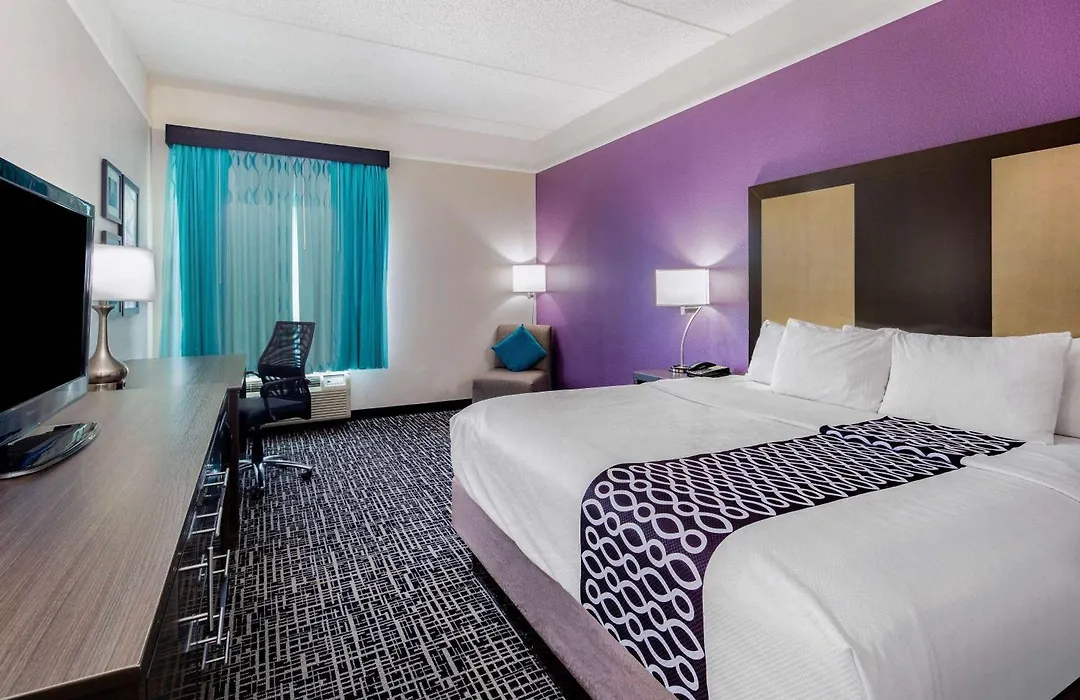 La Quinta By Wyndham Mission At West Mcallen-1