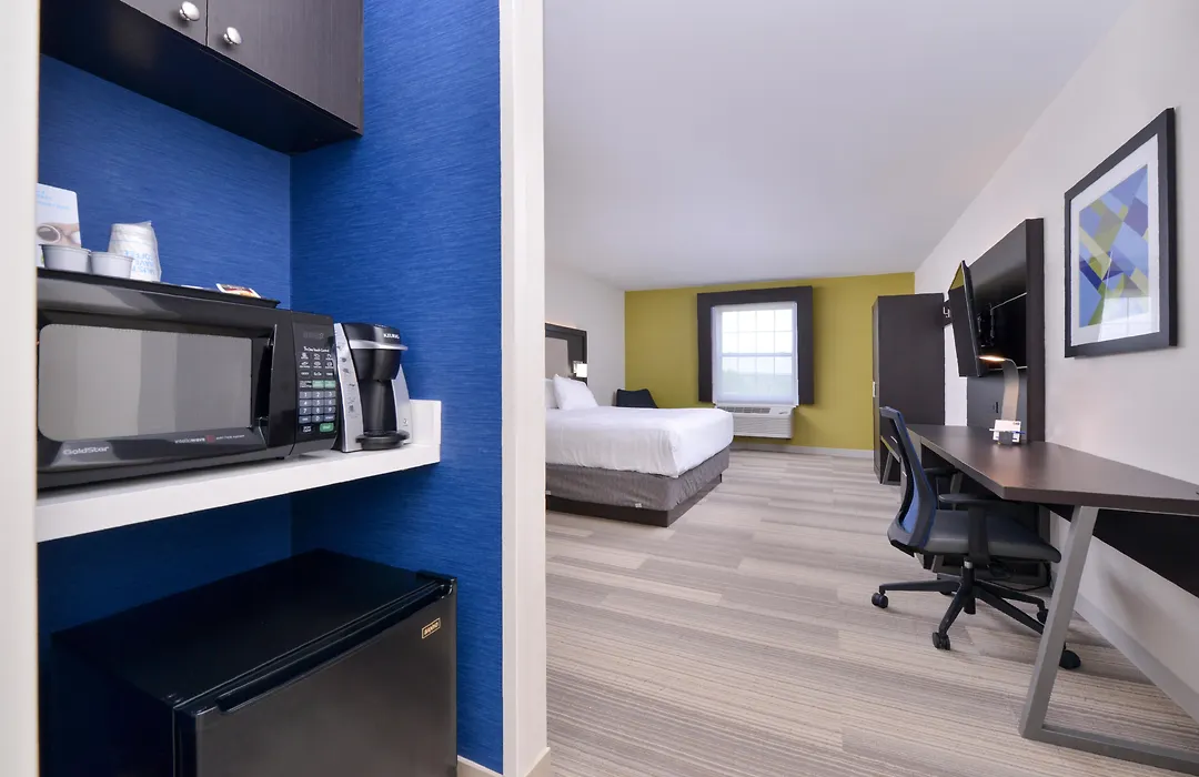 Holiday Inn Express Mystic By Ihg-1