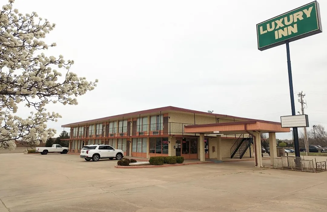 Luxury Inn-1
