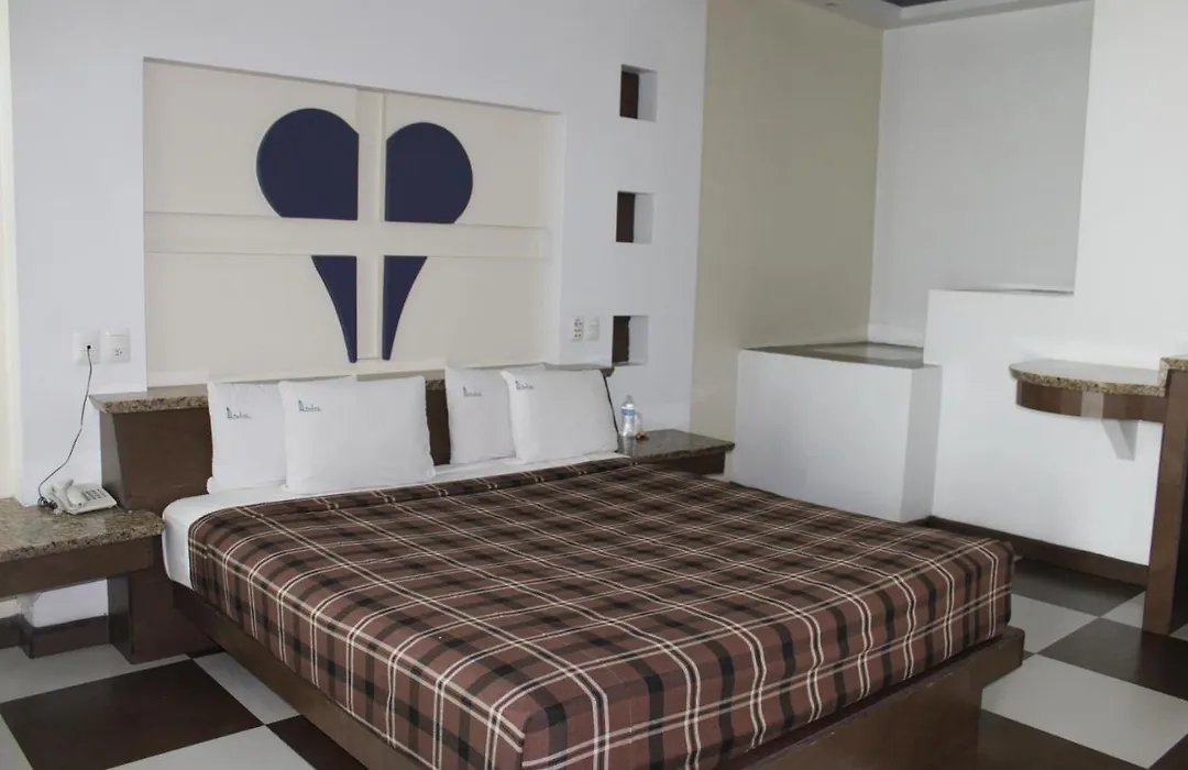 Motel Dubái Ensenada-1
