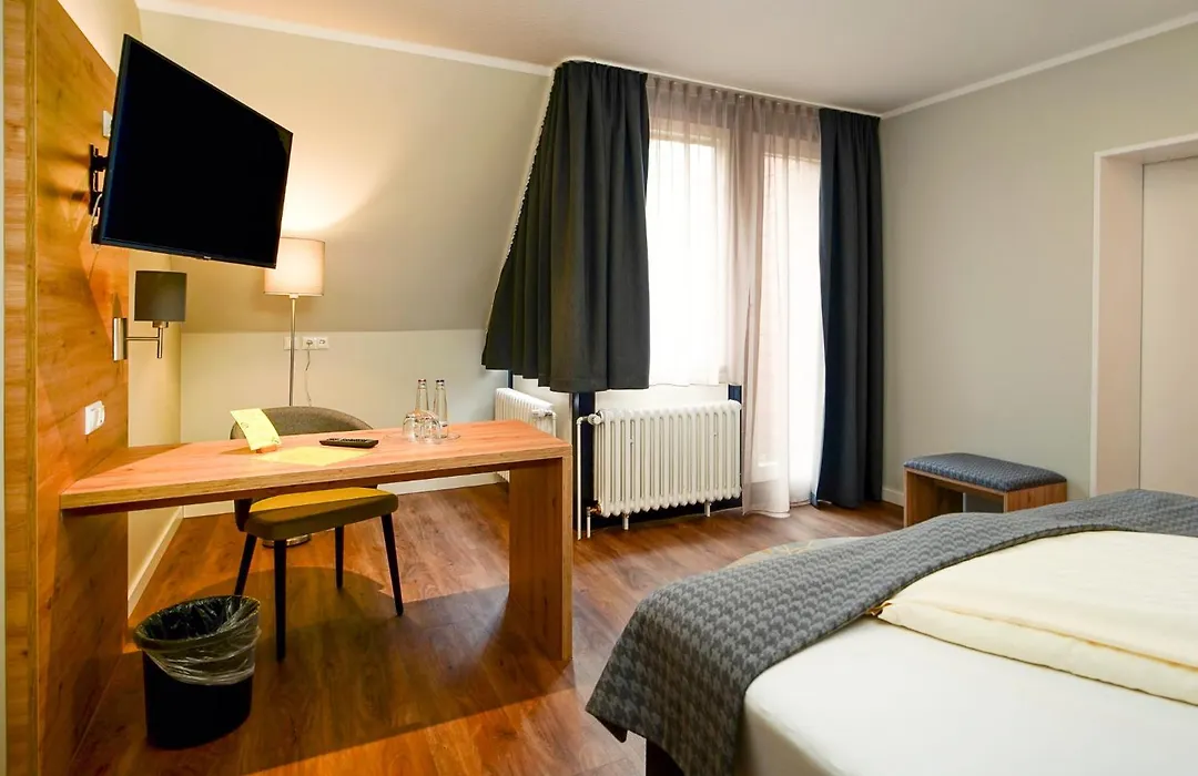 Hotel Lindenhof-1