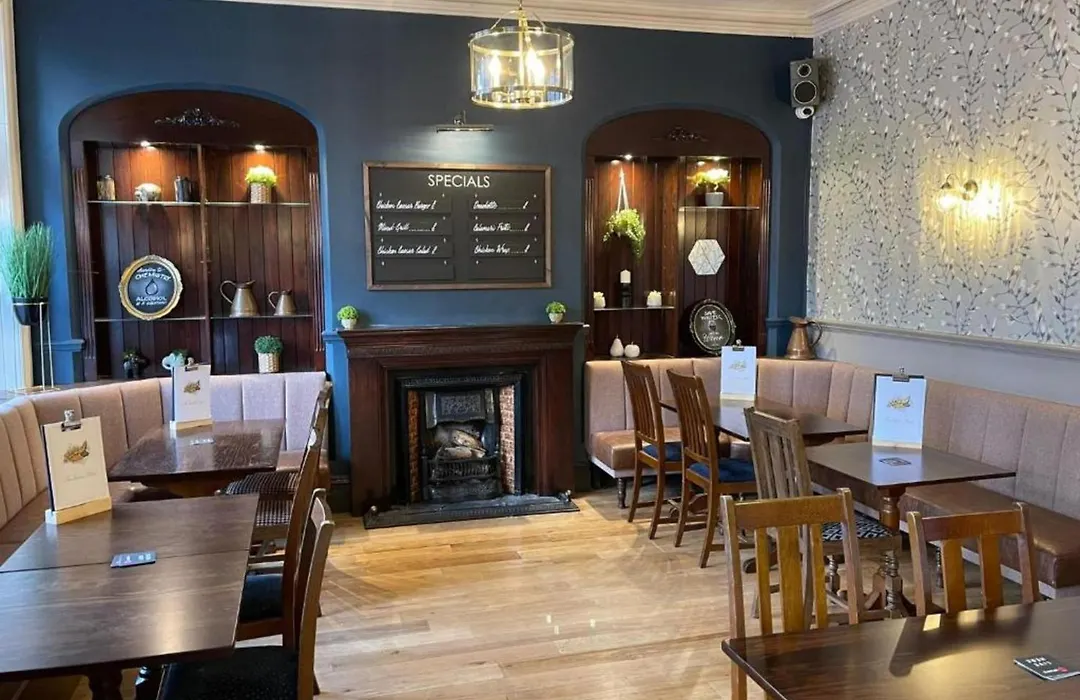 Oyo The Station Hotel Penrith-1