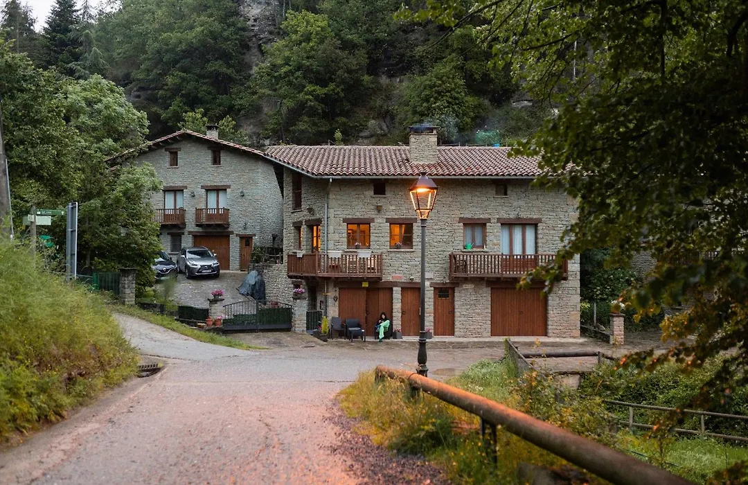 Casa Can Rufo de Rupit-1
