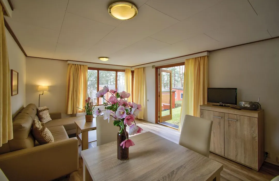 Camping-Und Ferienpark Havelberge-1