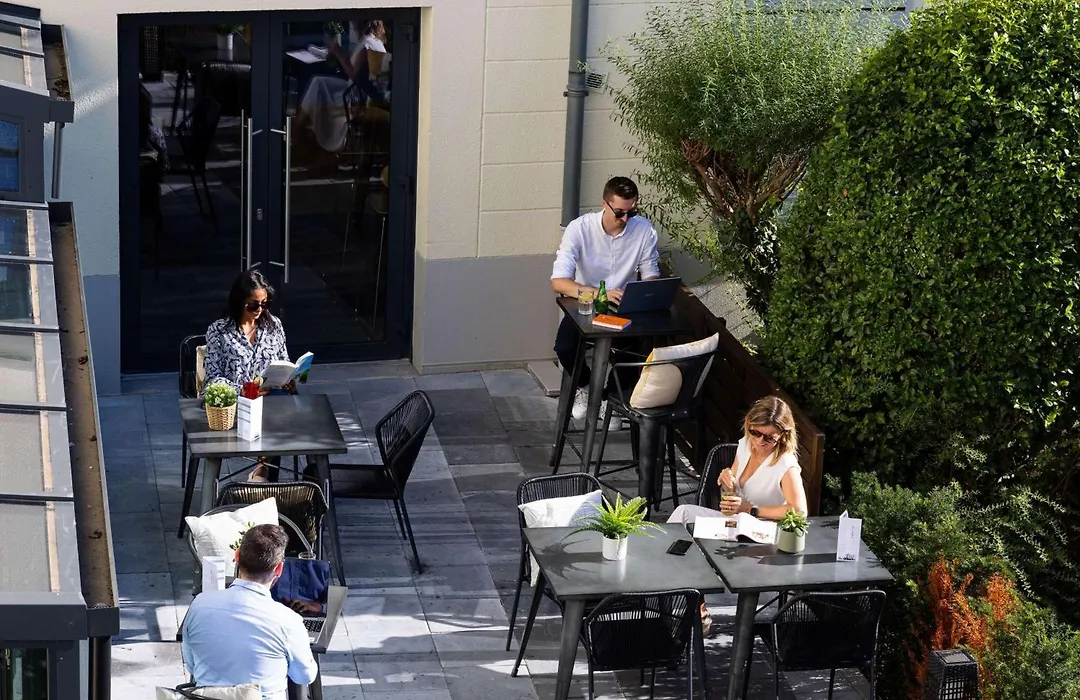 ibis Valenciennes-1