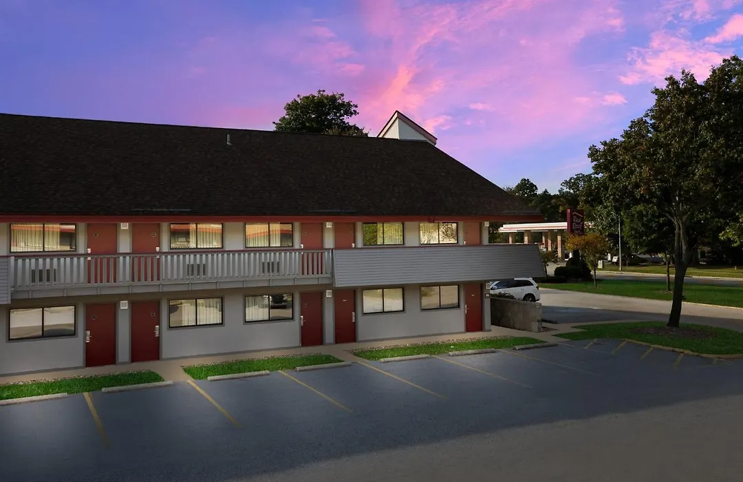 Red Roof Inn Cleveland - Westlake-1
