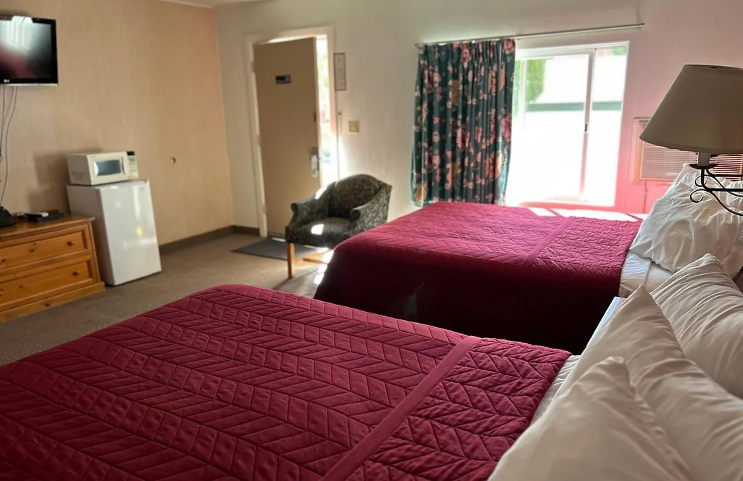 Redwood Arms Motel-1
