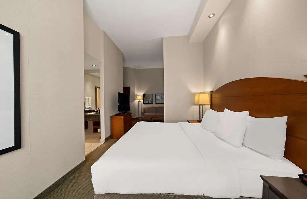 Best Western Plus Orangeville Inn & Suites-1