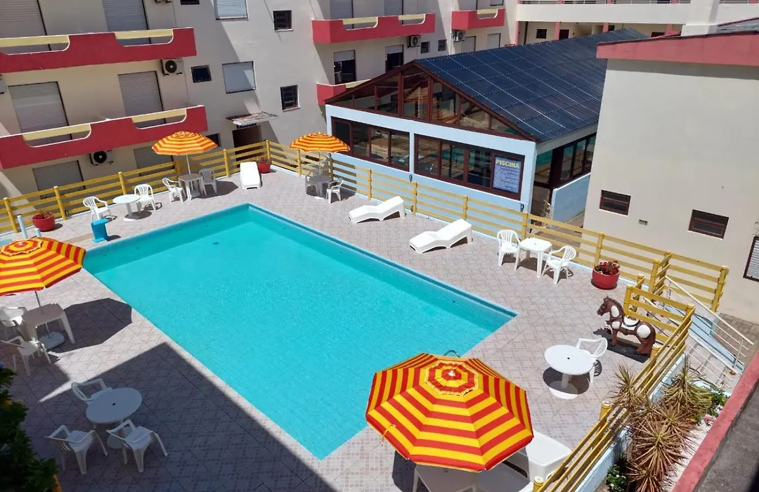 Center Hotel-1
