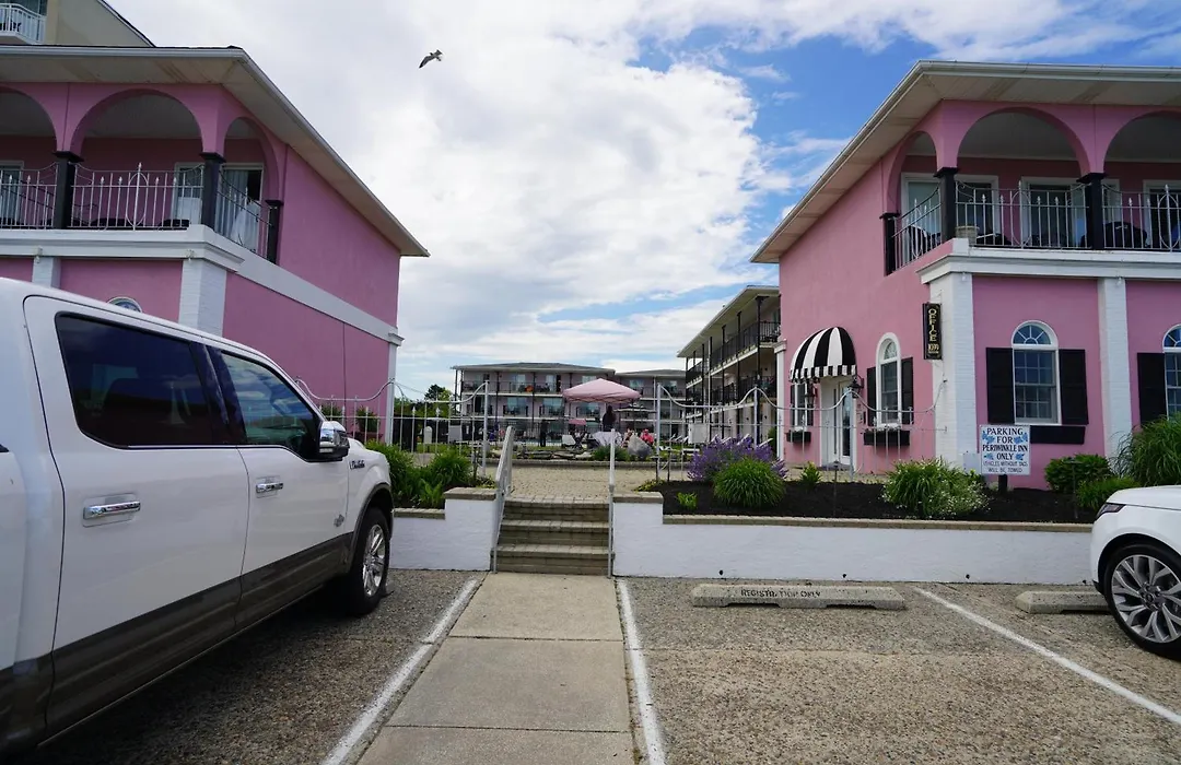 Periwinkle Inn-1