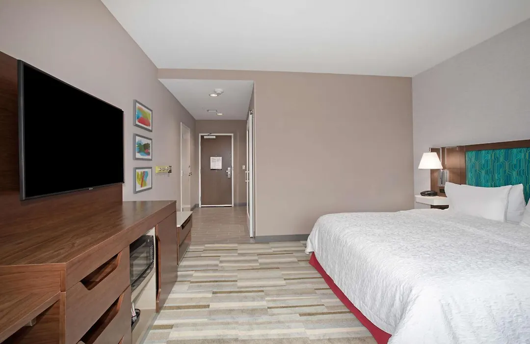 Hampton Inn & Suites Watsonville-1