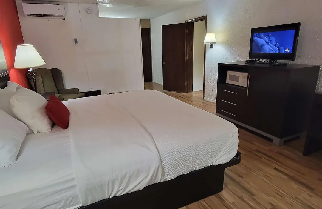 Ramada By Wyndham Mountain Home-1