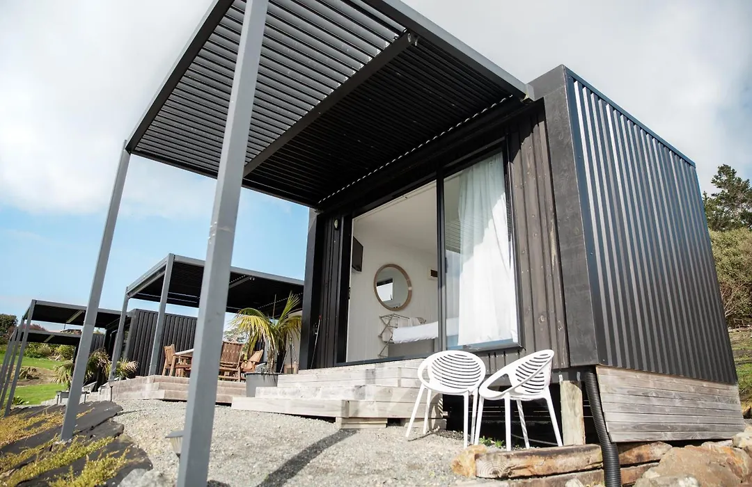 Aotearoa Surf Eco Pods-1