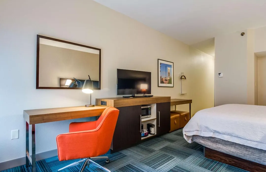 Hampton Inn Johnson City-1