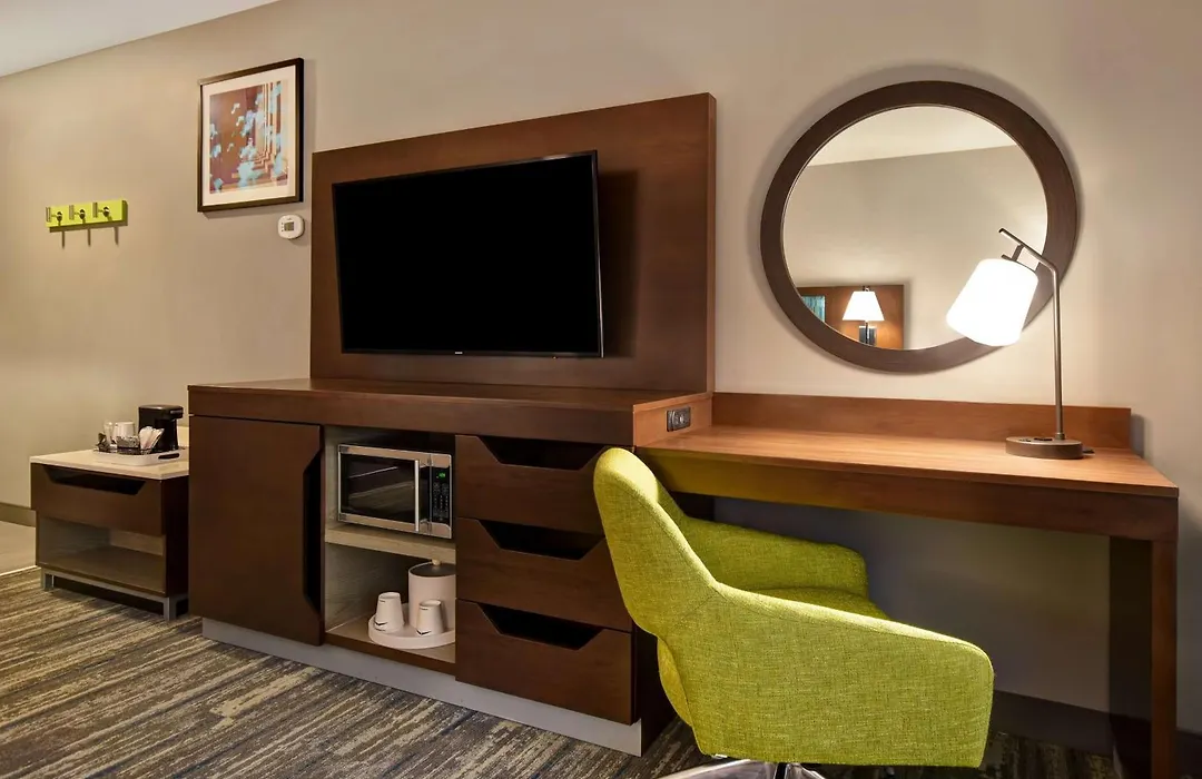 Hampton Inn Pleasant View-1