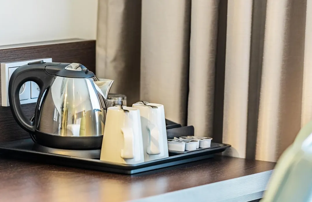 Premier Inn Leipzig City Oper-1