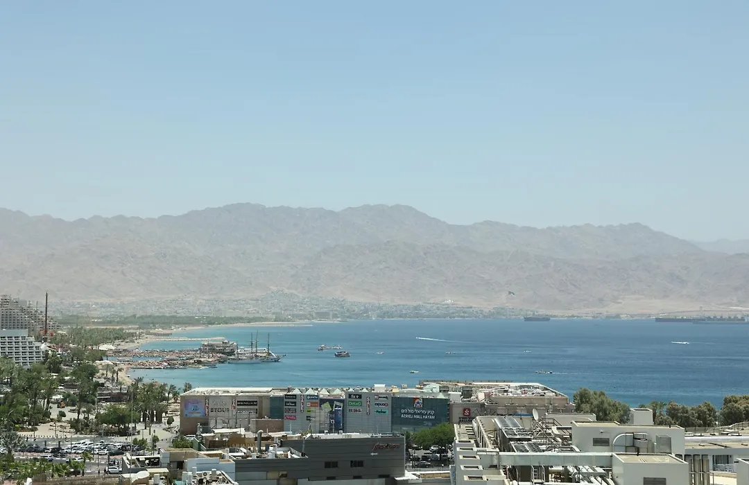 Adi Hotel-1