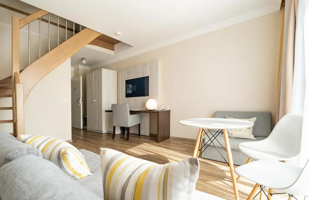 Hotel & Spa Trzy Wyspy-1